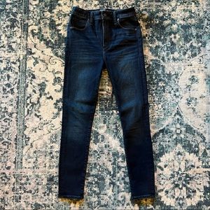 Abercrombie Womens High Rise Super Skinny jeans